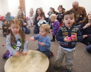 Holiday Sing-A-Long At The Smile Spot