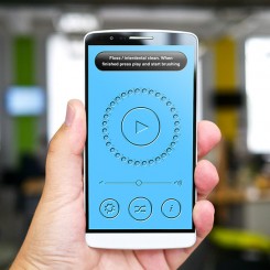 This Smartphone App Makes 2-Minute Brushing Fun For You And Your Child!